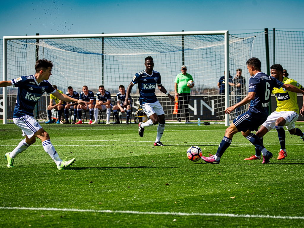 Imagine se: Nossa nosso protagonista ele está com uniforme de time de futebol escrito "Kaiser" e avança rápido usando as fraq