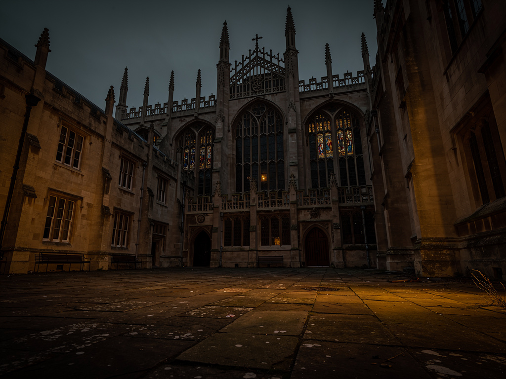 Imagine if: 𝖡𝗎𝗇𝗈𝗌 𝖲𝖼𝖾𝗇𝖾 𝖯𝖺𝗋𝗍 𝟥– 𝖳𝗁𝖾 𝖢𝗈𝗇𝖿𝖾𝗌𝗌𝗂𝗈𝗇 𝖡𝗈𝗈𝗍𝗁**

𝖳𝗁𝖾 𝖻𝖾𝗅𝗅𝗌 𝗈𝖿 **𝖶𝖾𝗌𝗍𝖻𝗋𝗂𝖽𝗀𝖾 𝖴𝗇𝗂𝗏𝖾𝗋𝗌𝗂𝗍𝗒 𝖢𝗁𝖺𝗉𝖾𝗅** 𝖾𝖼𝗁𝗈𝖾𝖽 𝖿𝖺𝗂𝗇𝗍𝗅𝗒 𝖺𝖼𝗋𝗈𝗌𝗌 𝗍